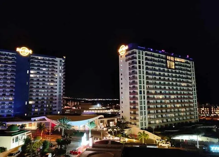 Sunnyland Paraiso Sur * Адехе